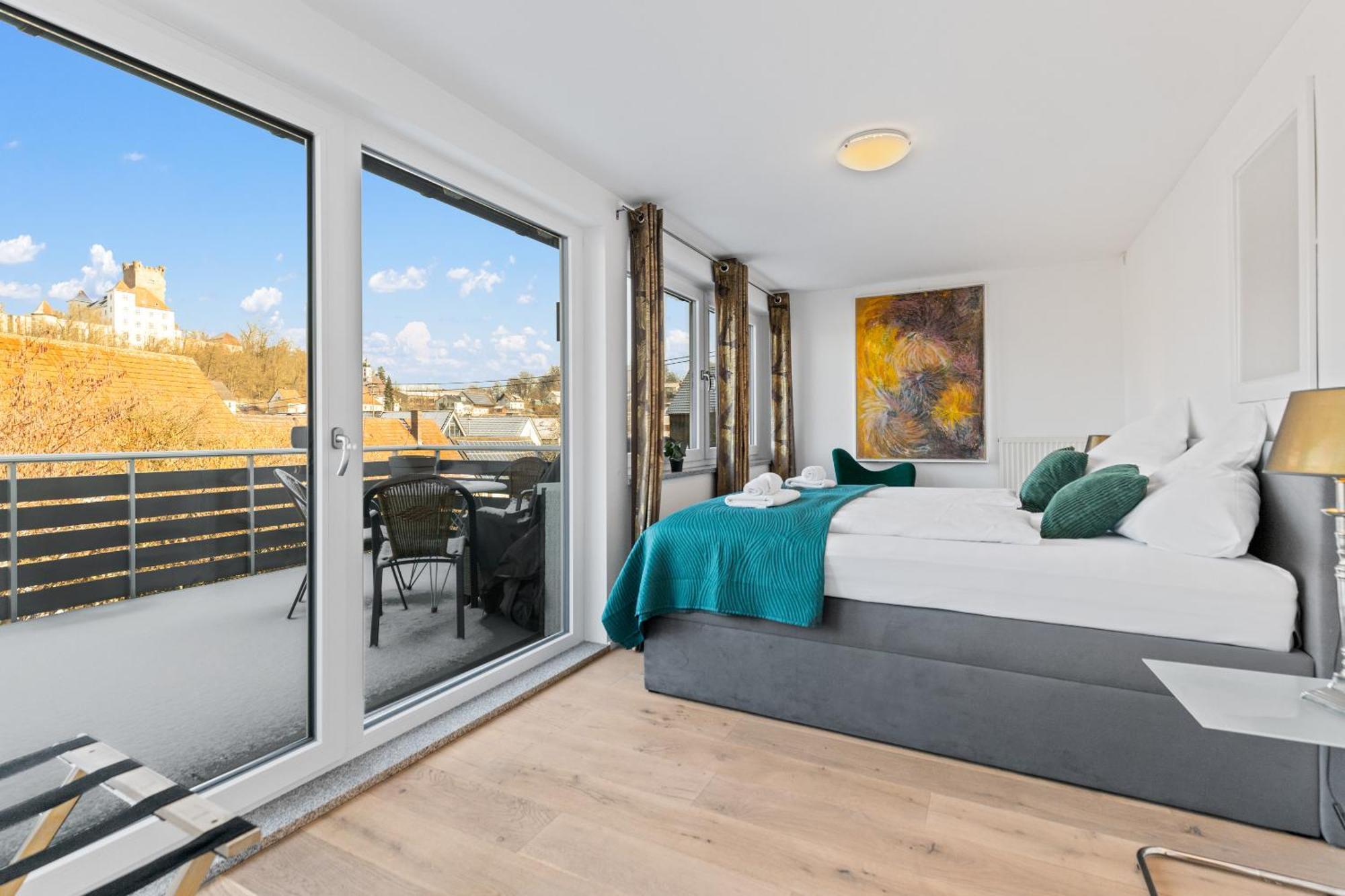 Goldcream Suites - Modern - Netflix - Free Parking Günzburg Екстериор снимка
